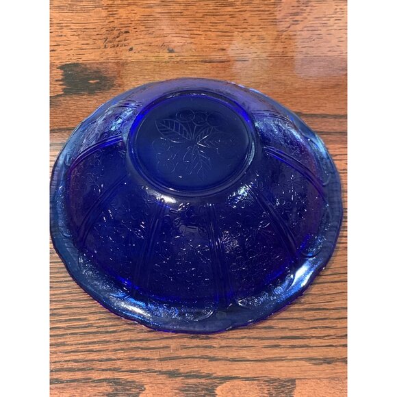 Vtg Jeannette Glass Cobalt Blue Glass Bowl Embossed Floral Leaf Design - Picture 2 of 8
